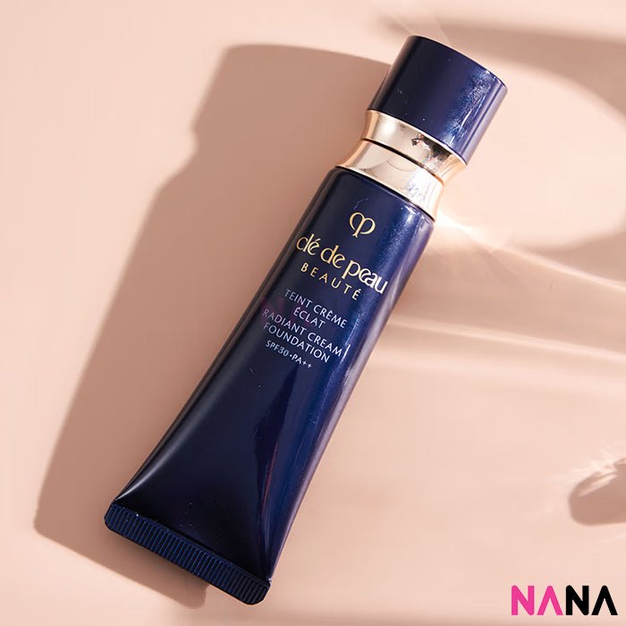 Cle De Peau Radiant Cream Foundation SPF30/PA+++ #O10 21ml | NANA MALL