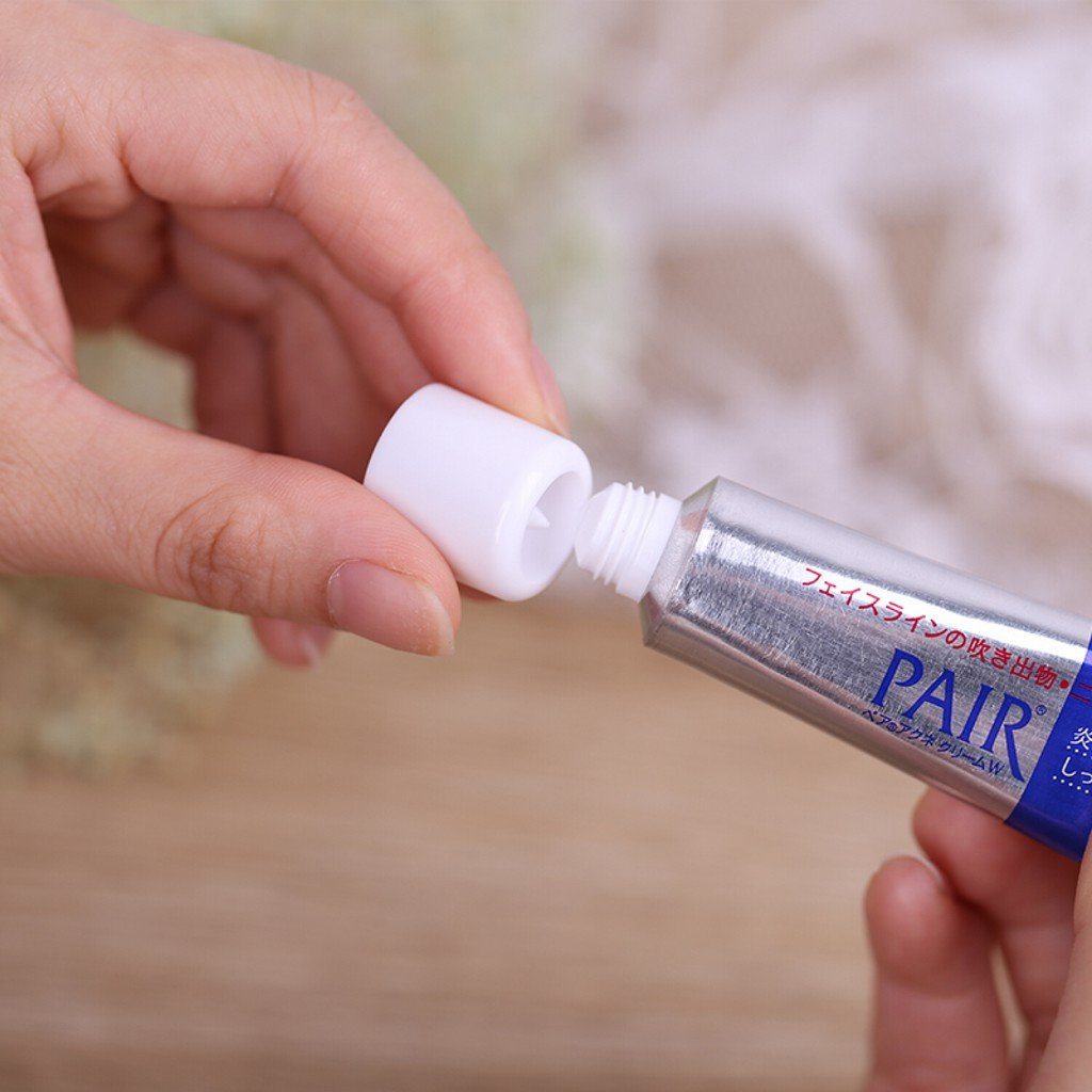 LION (JAPAN) PAIR Acne Cream W Antibacterial Face Cream